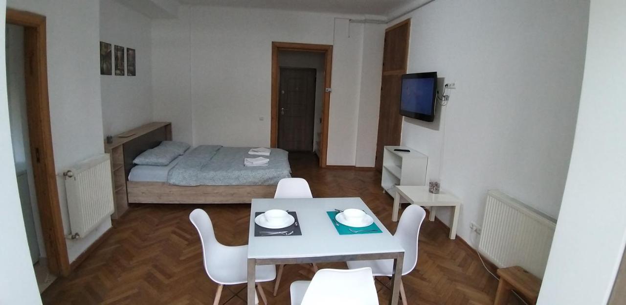 Ferienwohnung Domum George Enescu Bukarest Exterior foto